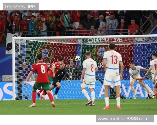 欧洲杯精彩对决西班牙迎战芬兰球队全力以赴争夺胜利